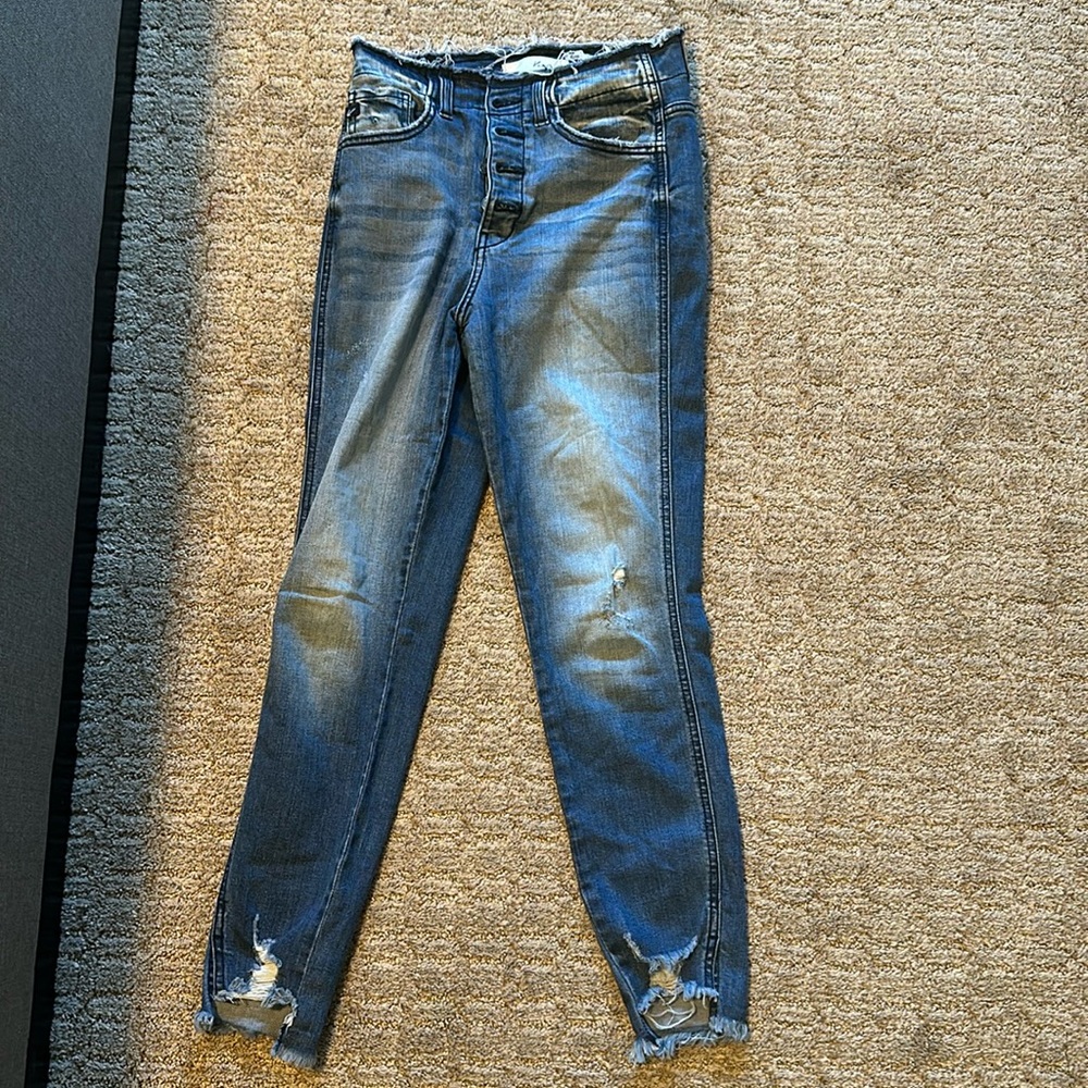 KanCan distressed him jeans with stretch